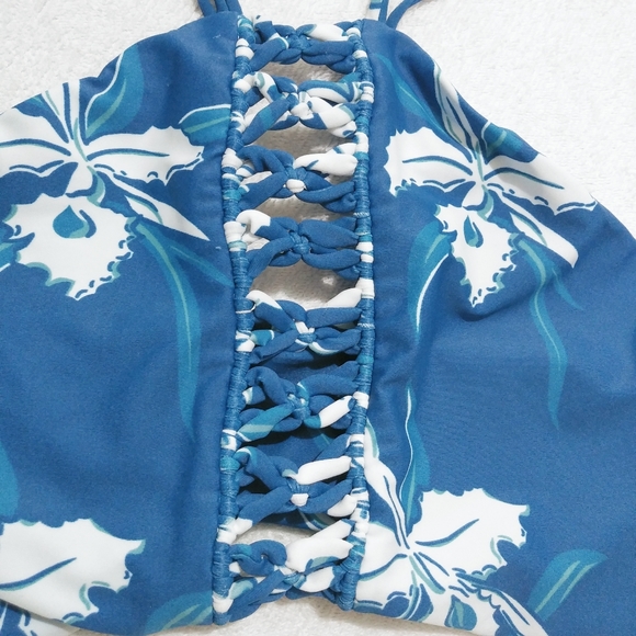 MIKOH west oz Hawaii hula Crochet Halter Top new - Picture 6 of 14